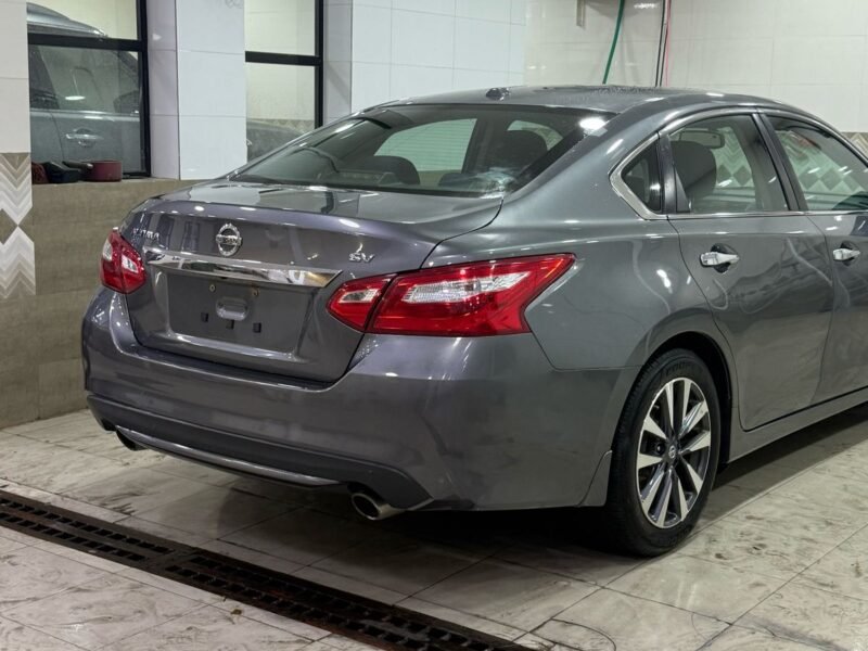 Nissan Altima SV – 2016