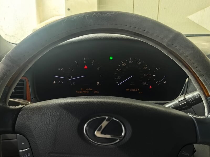 Lexus LS430 2005