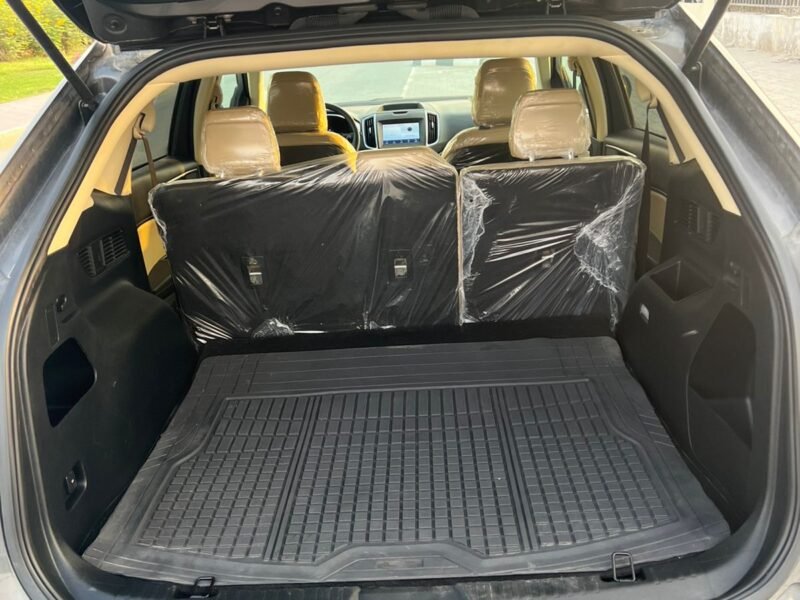 Ford Edge SE 2020