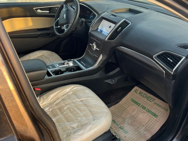 Ford Edge SE 2020