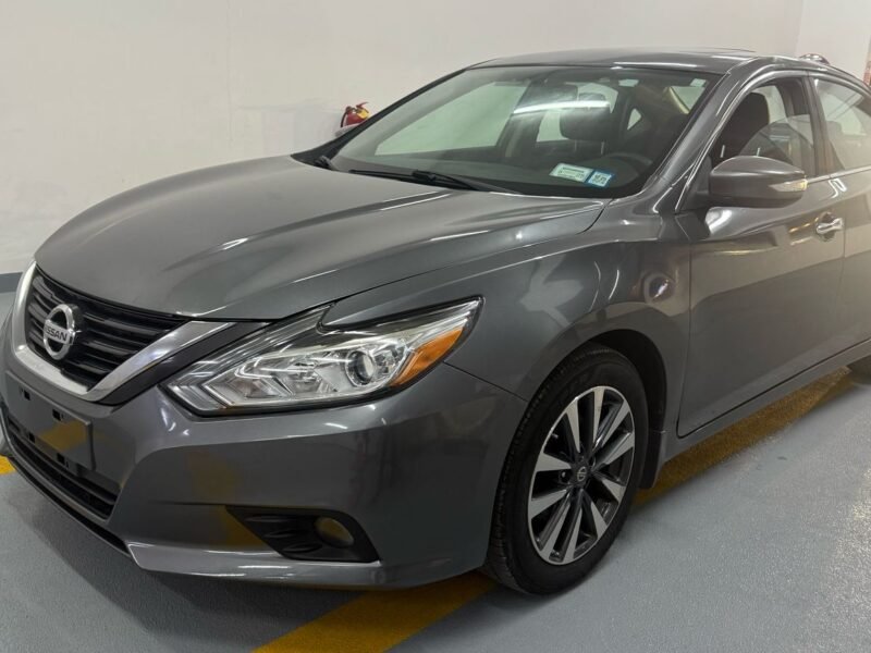 Nissan Altima SV – 2016
